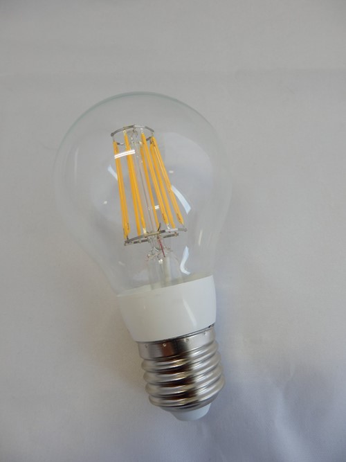 ampoule economique LED E27 8 W 4000K